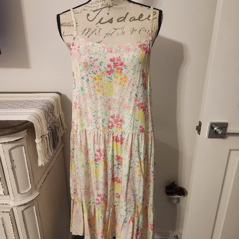 Spaghetti strap floral dress